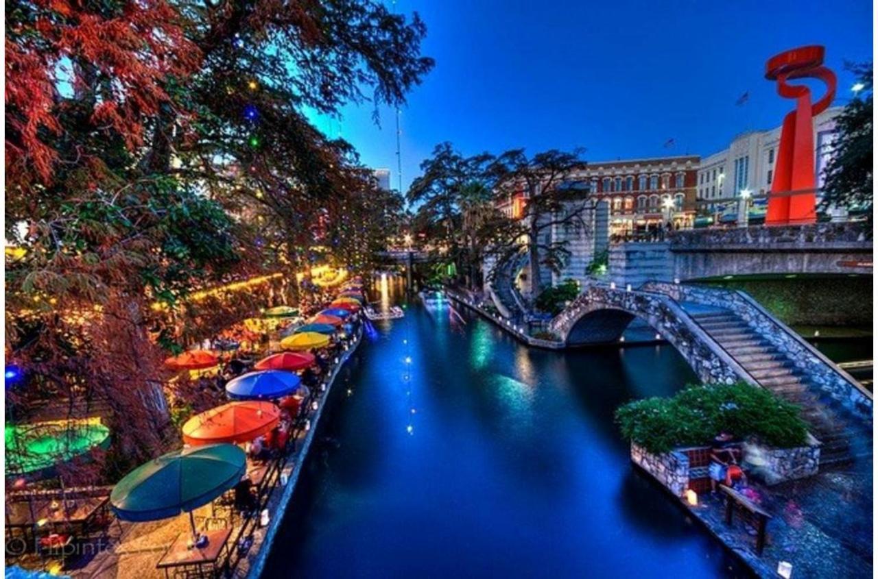 Adorable 2Br Guesthouse Close To Riverwalk And Dt San Antonio Bagian luar foto